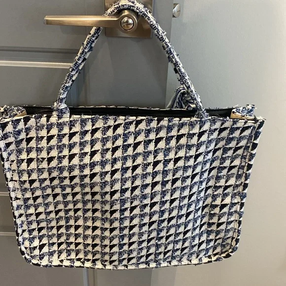 Stylish Blue, Black, and White Houndstooth Women's Bag - Picture 2 of 7